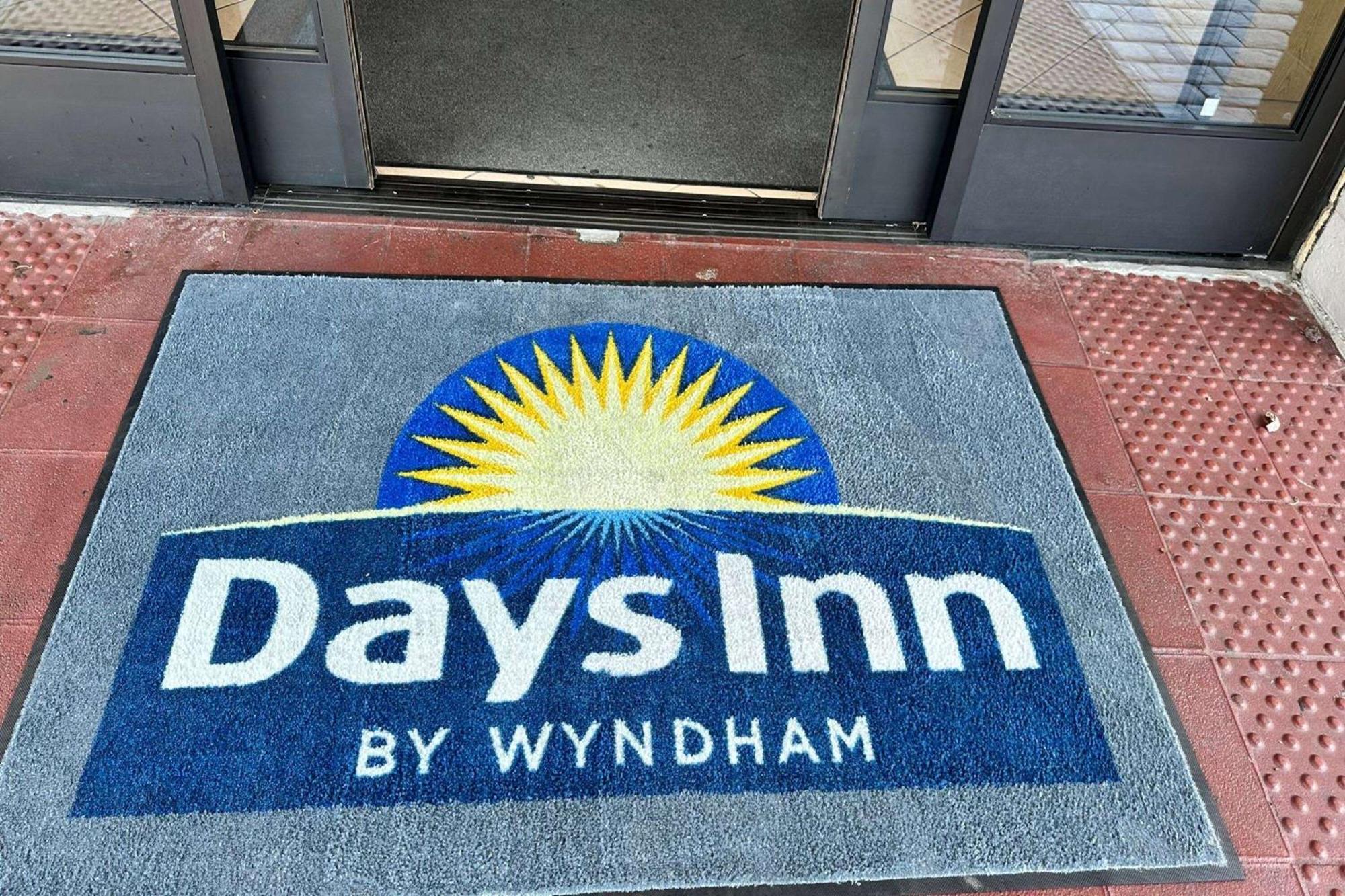 La Quinta Inn by Wyndham San Diego Vista Exterior foto